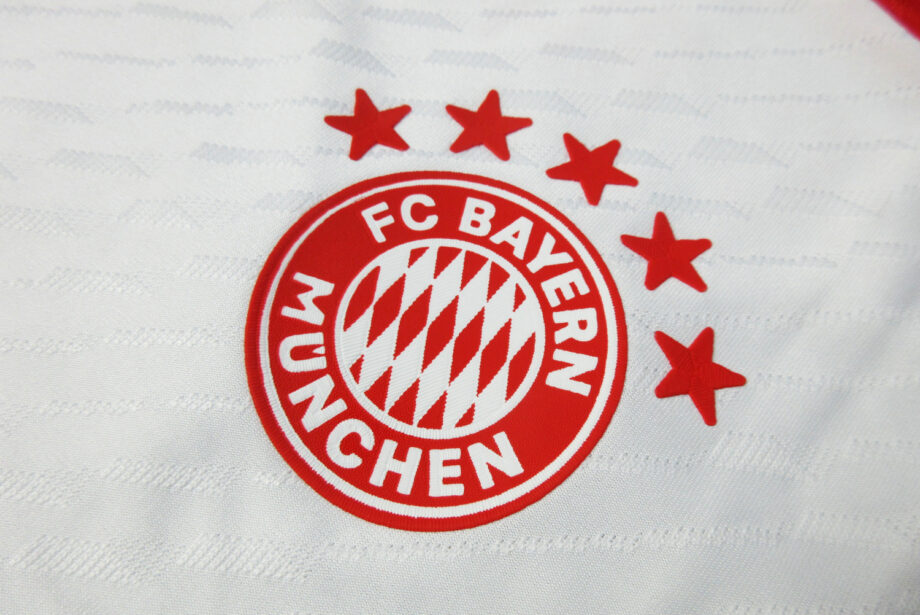 Fc Bayern Munchen Home Player Version 2023/24