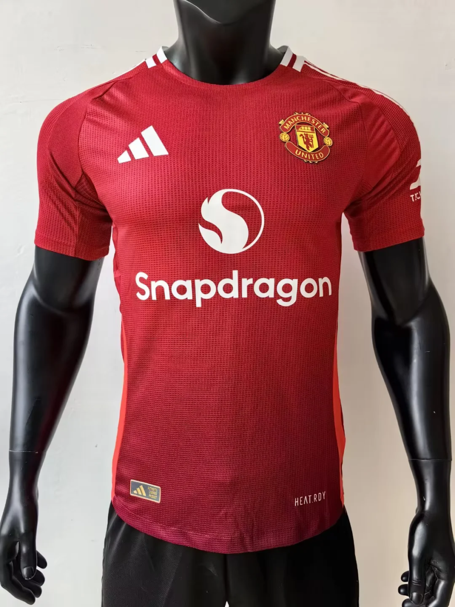 Manchester United home player vrs. 2024/25 - PRISHTINA STOCK