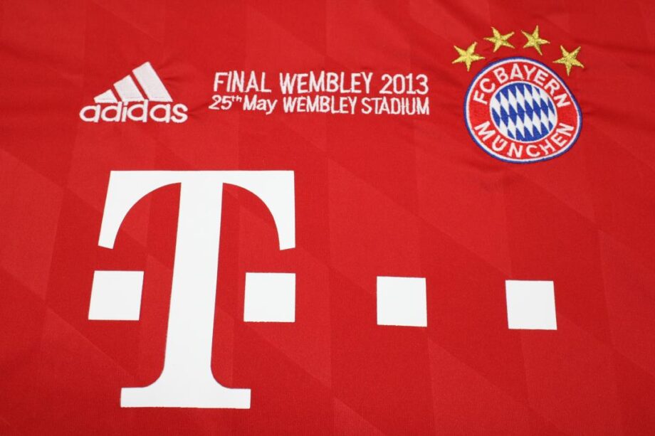 FC Bayern Home Retro 2013/14 CHL Final